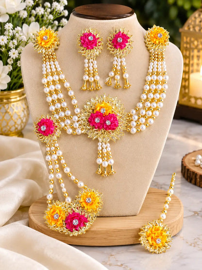 Bridal Mehndi Jewellery Set Necklace Earing Kara Bangals set